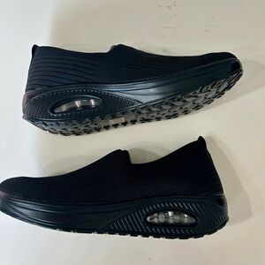 Sleek Black Women's Slip-On Sneakers